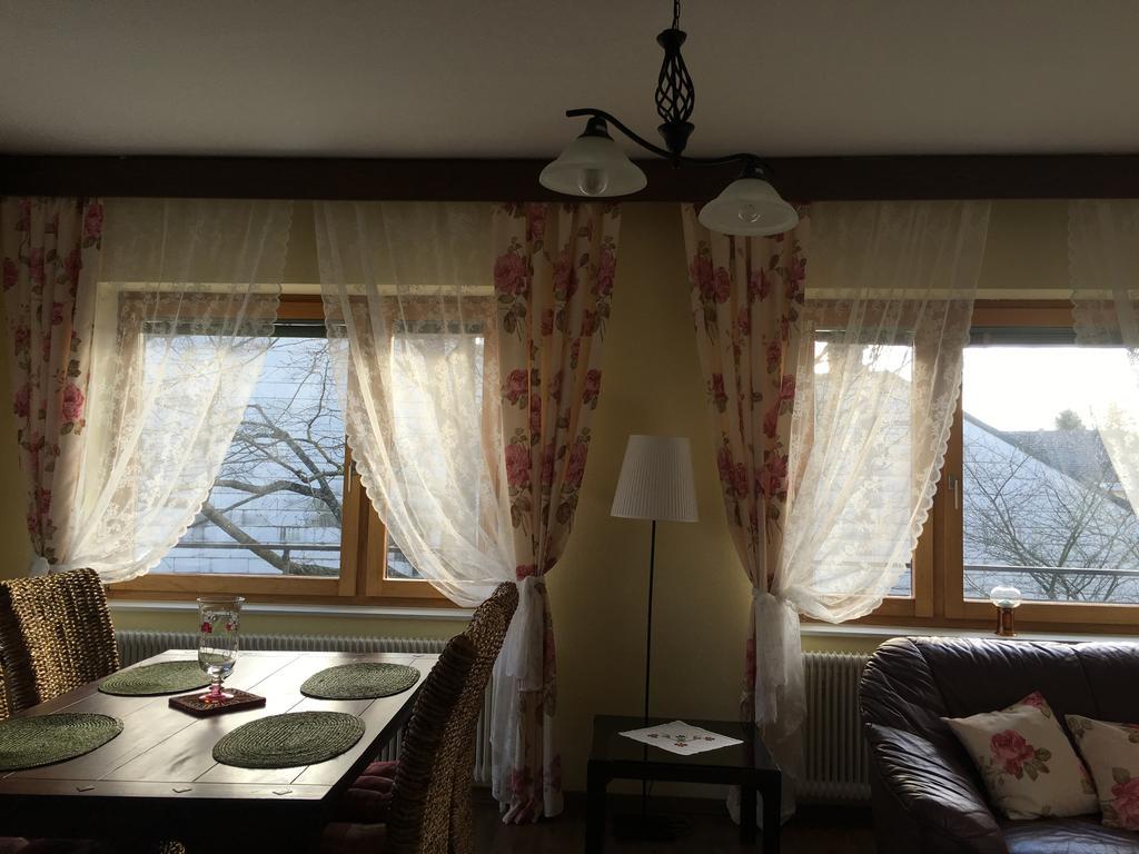 Helenental Pension & Apartments Baden Rom bilde