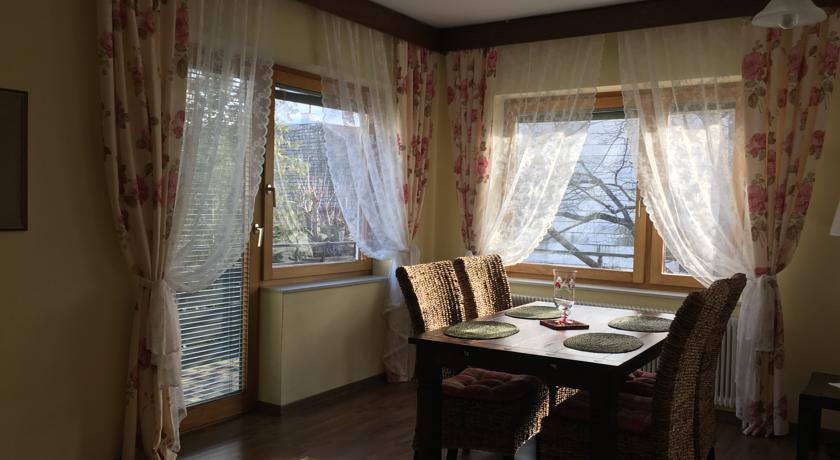 Helenental Pension & Apartments Baden Rom bilde